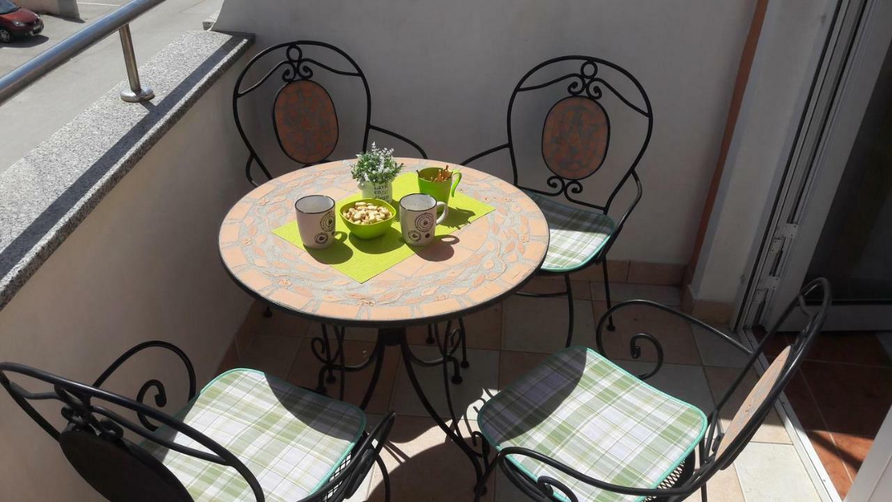 Marina & Luka Apartment Povljana Luaran gambar